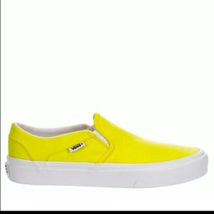 Women's yellow vans size 6